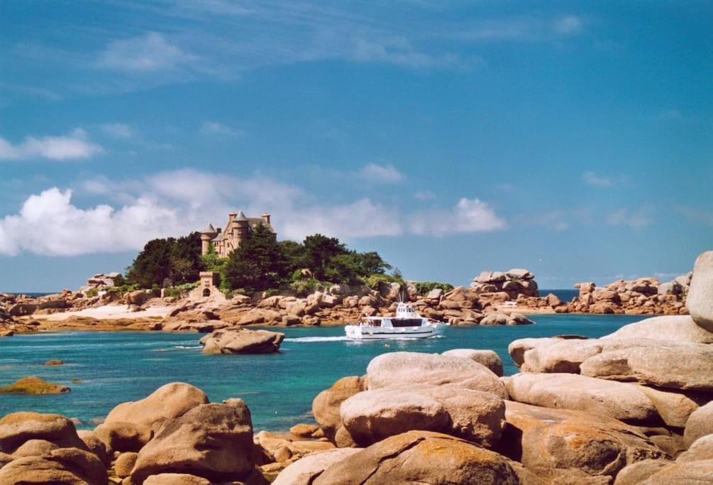 Maison - Villa Bord De Mer, Cote De Granit Rose เปโรส กีเรค ภายนอก รูปภาพ